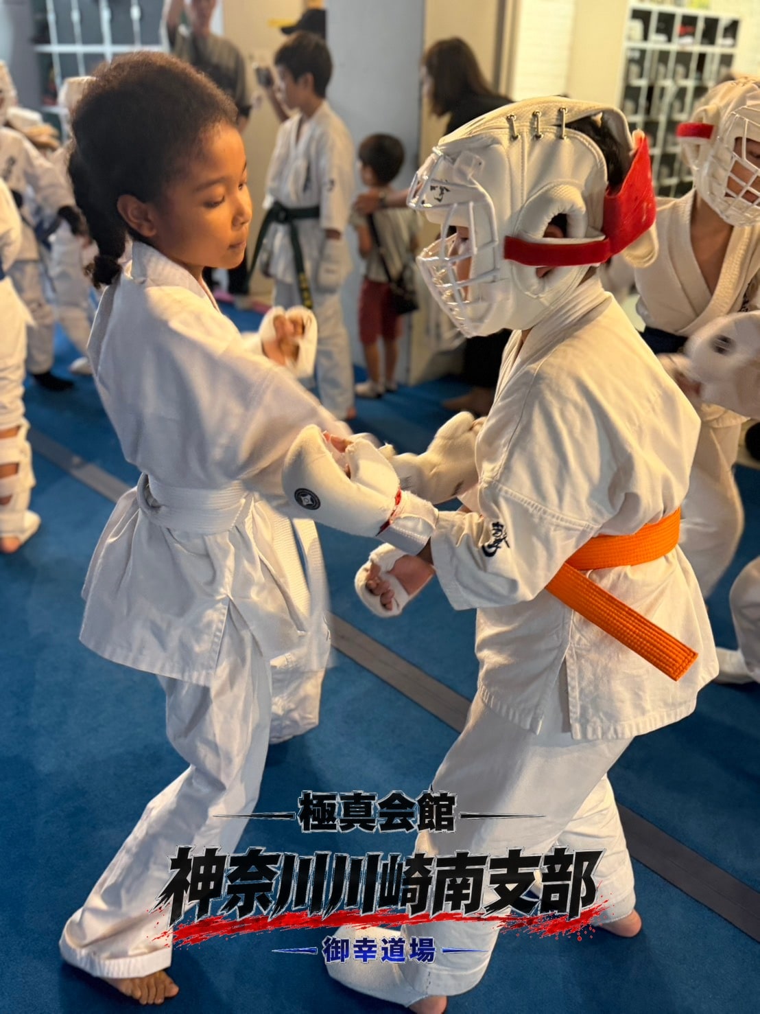 神奈川県大会入賞者を囲んだ集合写真